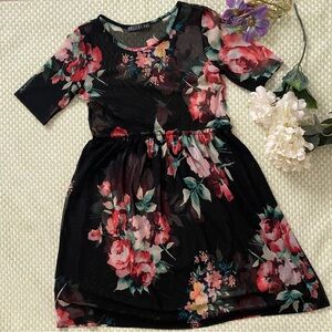 🌺Potters Pot Black Floral Sheer Dress🌺